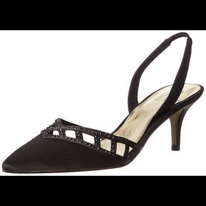 Adrianna Papell Haven Black Pump